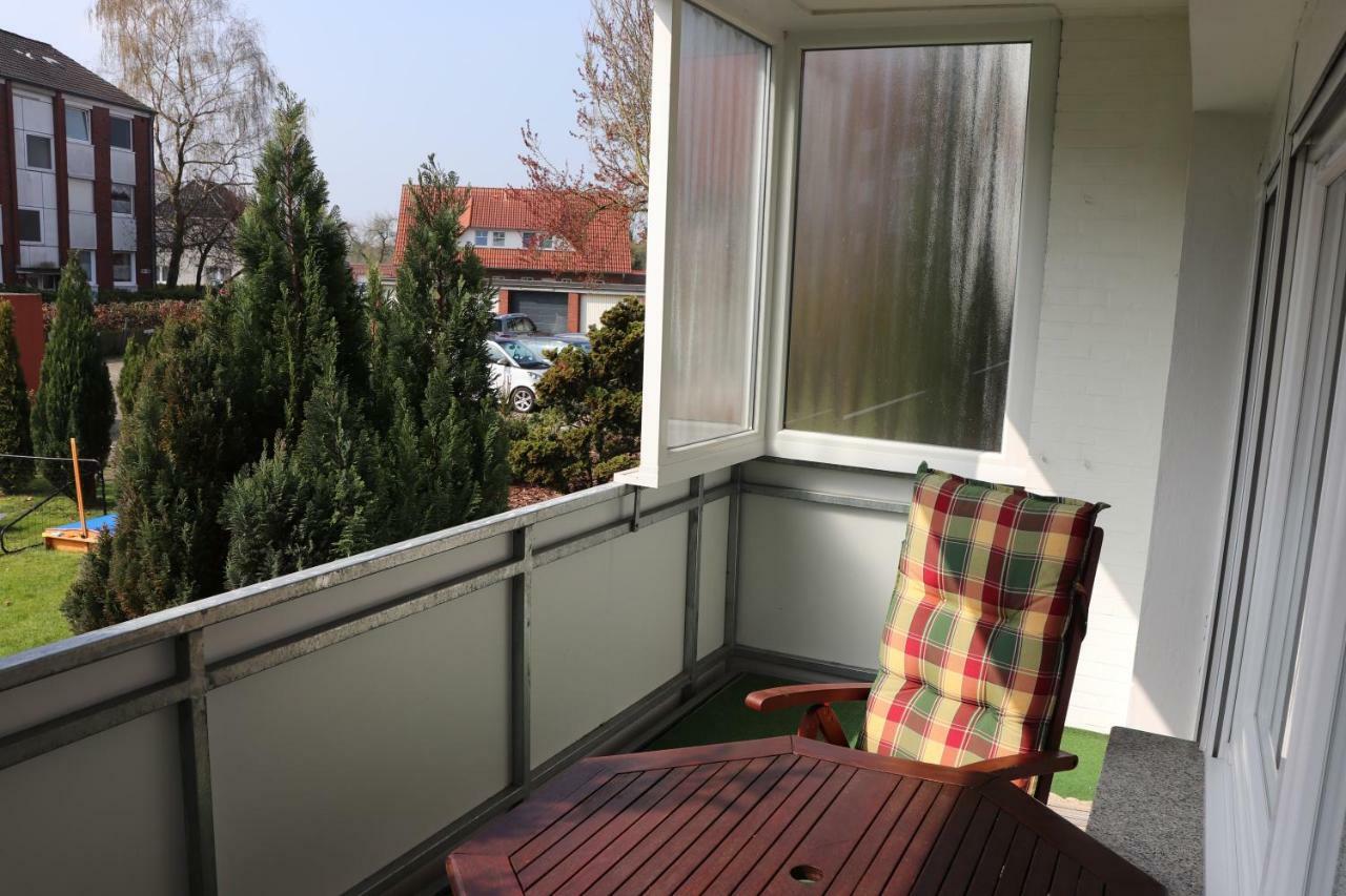 Wippsteert - 5 Sterne - Mit Balkon Und Pkw Stellplatz Emden